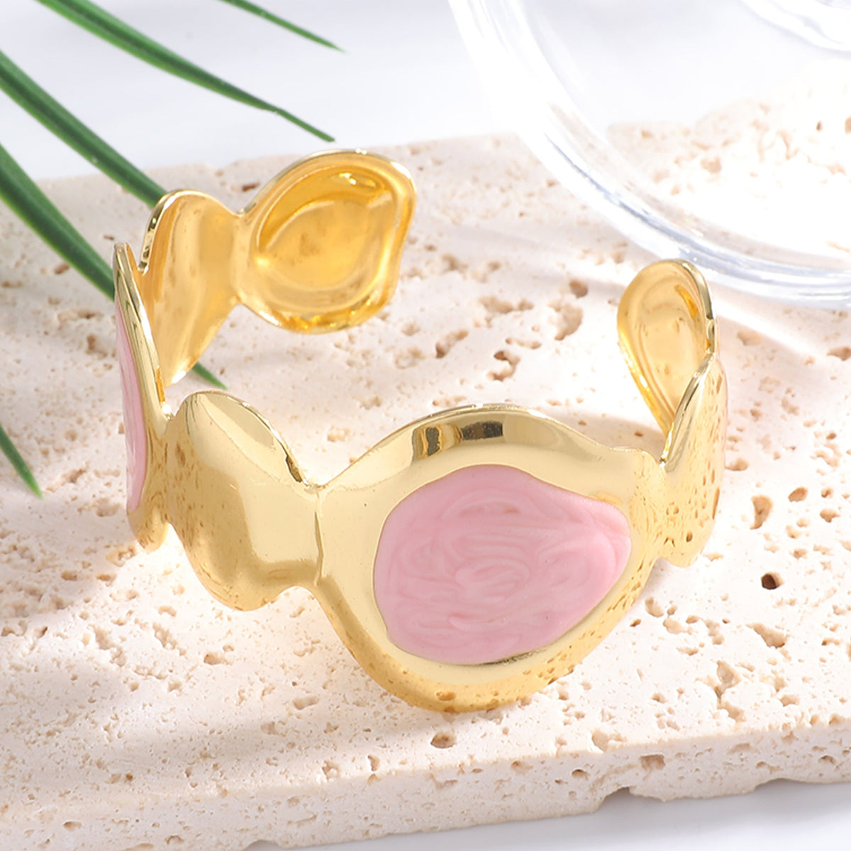 Ladies Open Bangle with Artistic, Curved Design