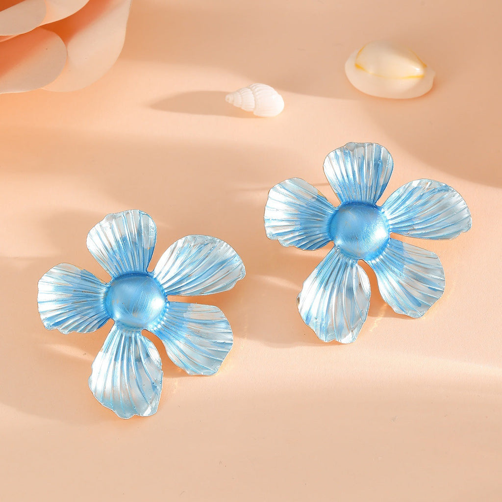 Women's Hair Clips in Artistic Flower Motif