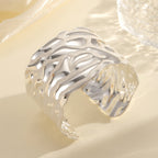 Women Open Bangle with Artistic Wave Pattern