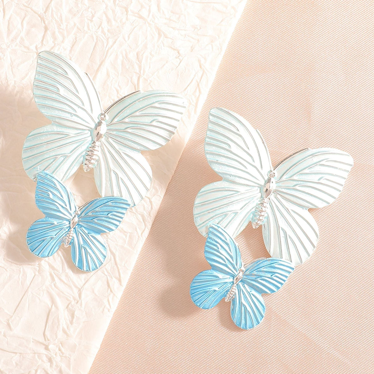 Ladies' brooches in elegant butterfly design
