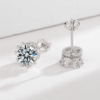 Ladies earrings with sparkling zirconia in elegant wreath design