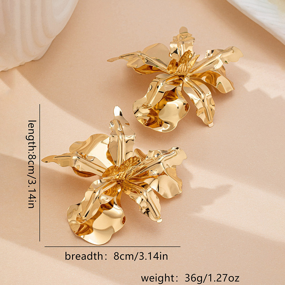 Women's Decorative Wall Art in Flower Shape