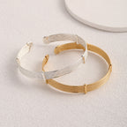 Ladies Open Bangle with Elegant Structure Design
