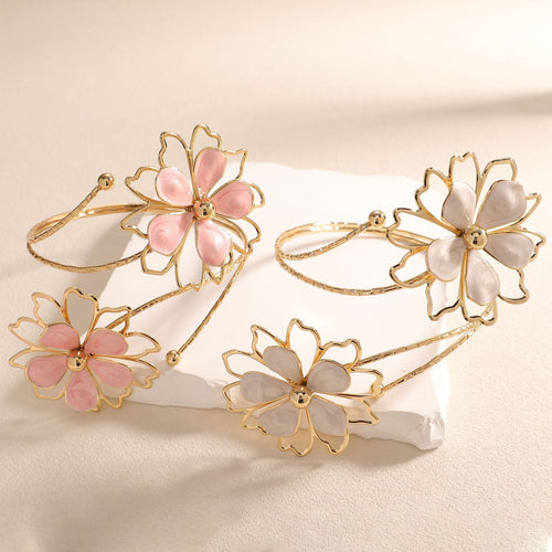 Ladies bracelet with artistic flower design