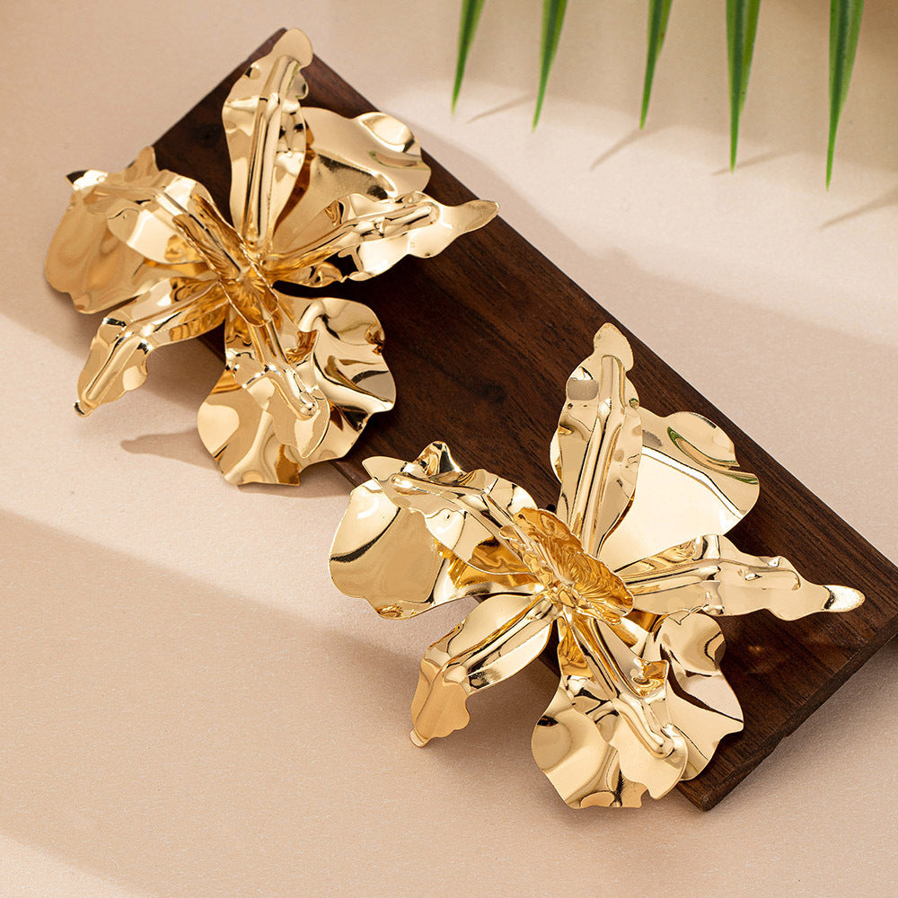 Women's Decorative Wall Art in Flower Shape