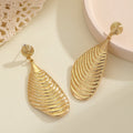 Ladies Elegant Earrings made of high-quality, textured metal