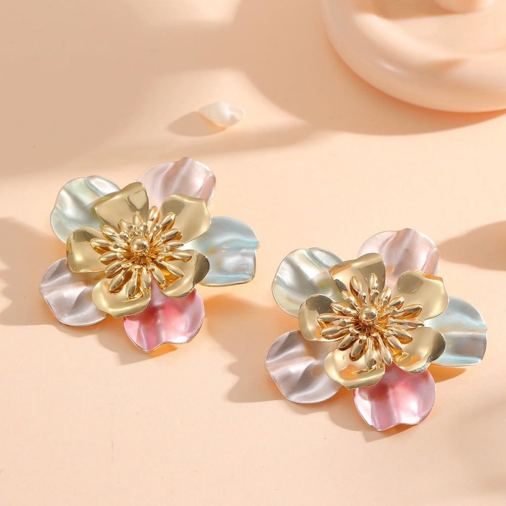Women's hair clips in playful flower design