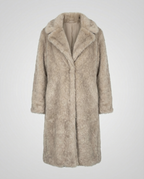Luxurious women's faux fur coat