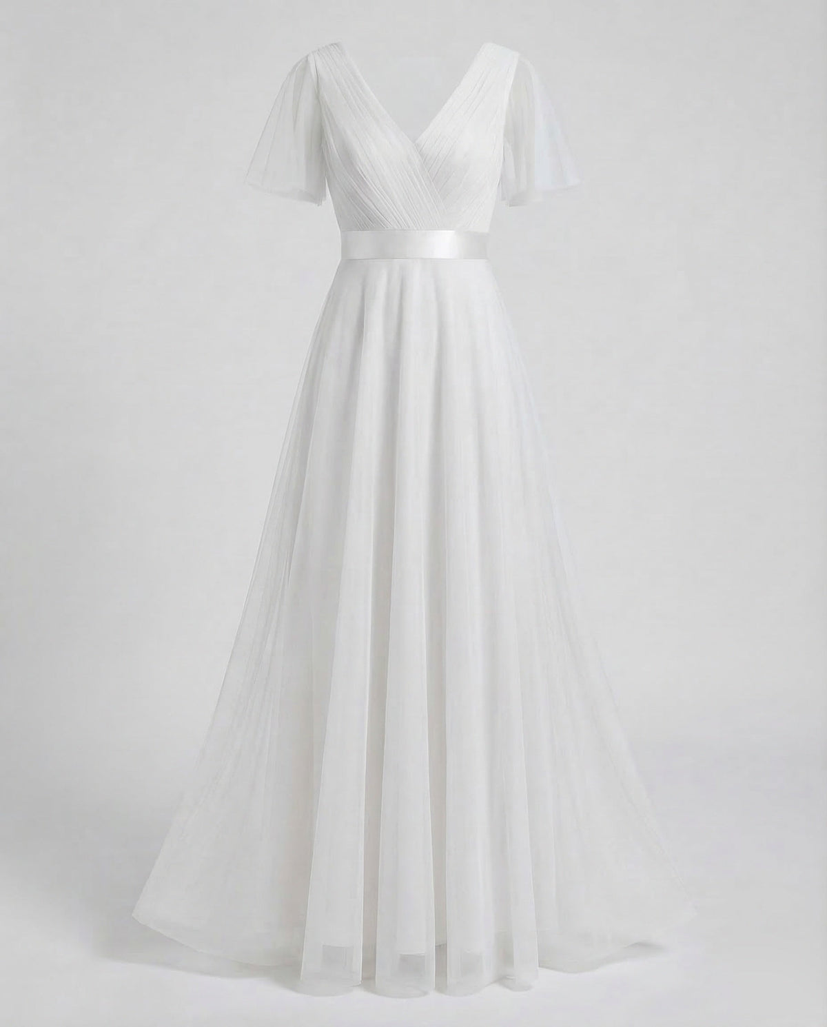 Evening dress long made of tulle with V-neck - product shot