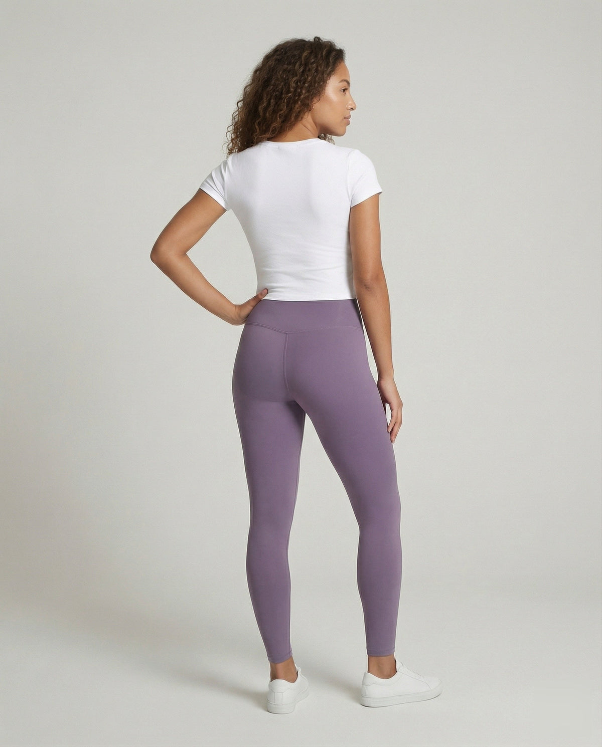 Ladies shaping leggings with ergonomic fit - back view