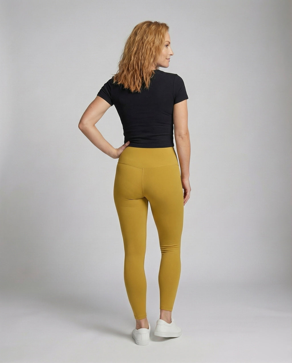 Women's high-cut comfort form leggings with hip contour - back view