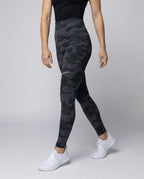 Women's shaping leggings with phone pocket - lower body view