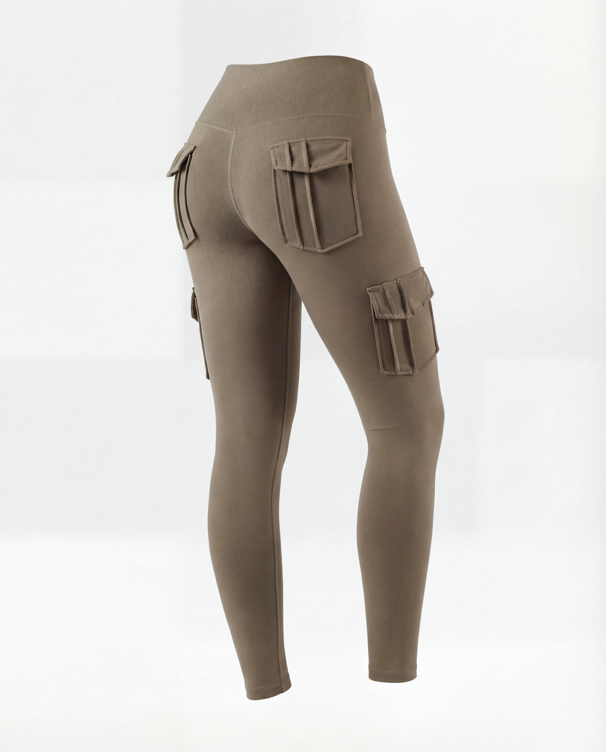 Women's high-waisted leggings with cargo pockets - product shot