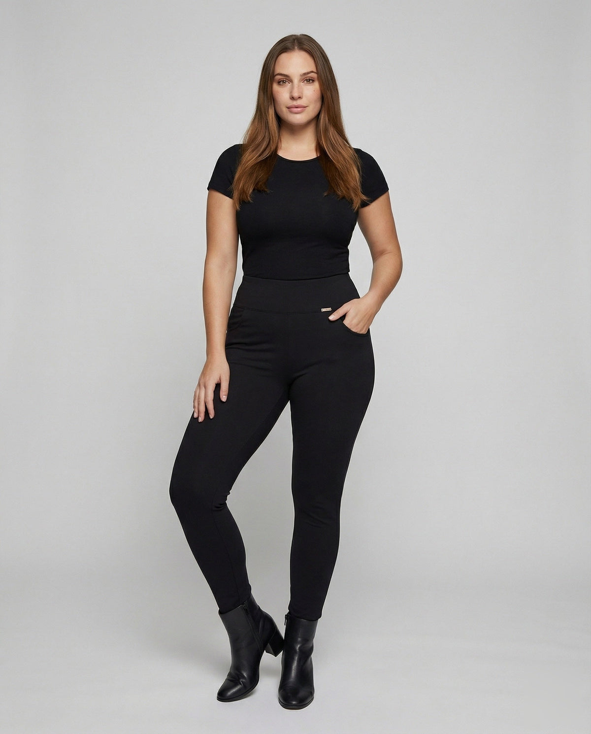 Women's waist-shaping leggings with side pockets - front view