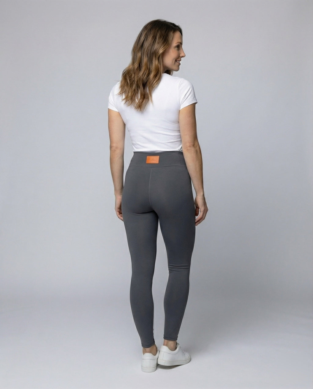 Women’s plush-lined leggings with teddy lining - back view