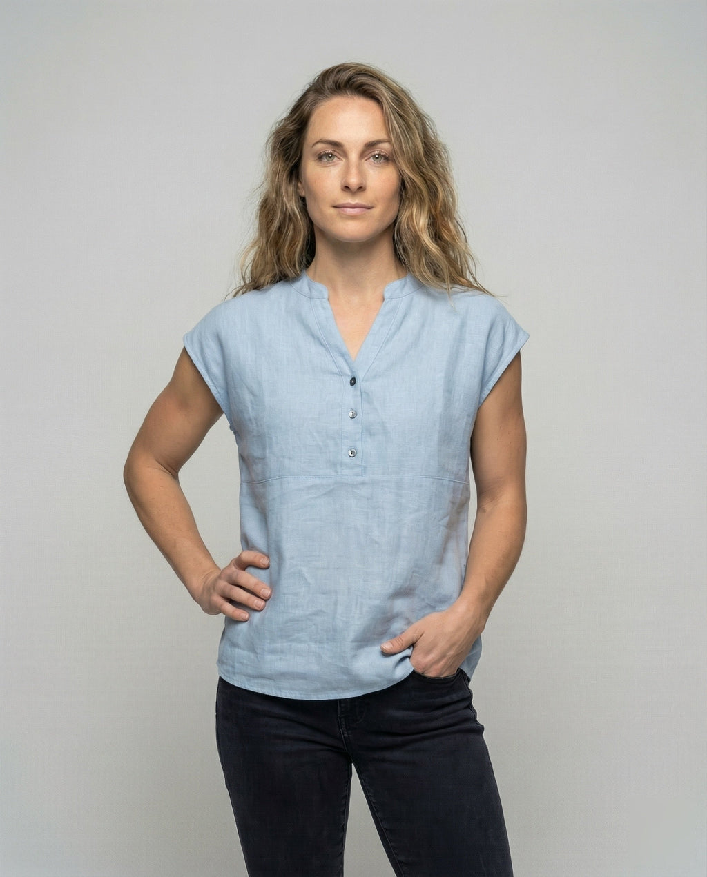 Women's Sleeveless Linen Blouse Tunic - upper body view