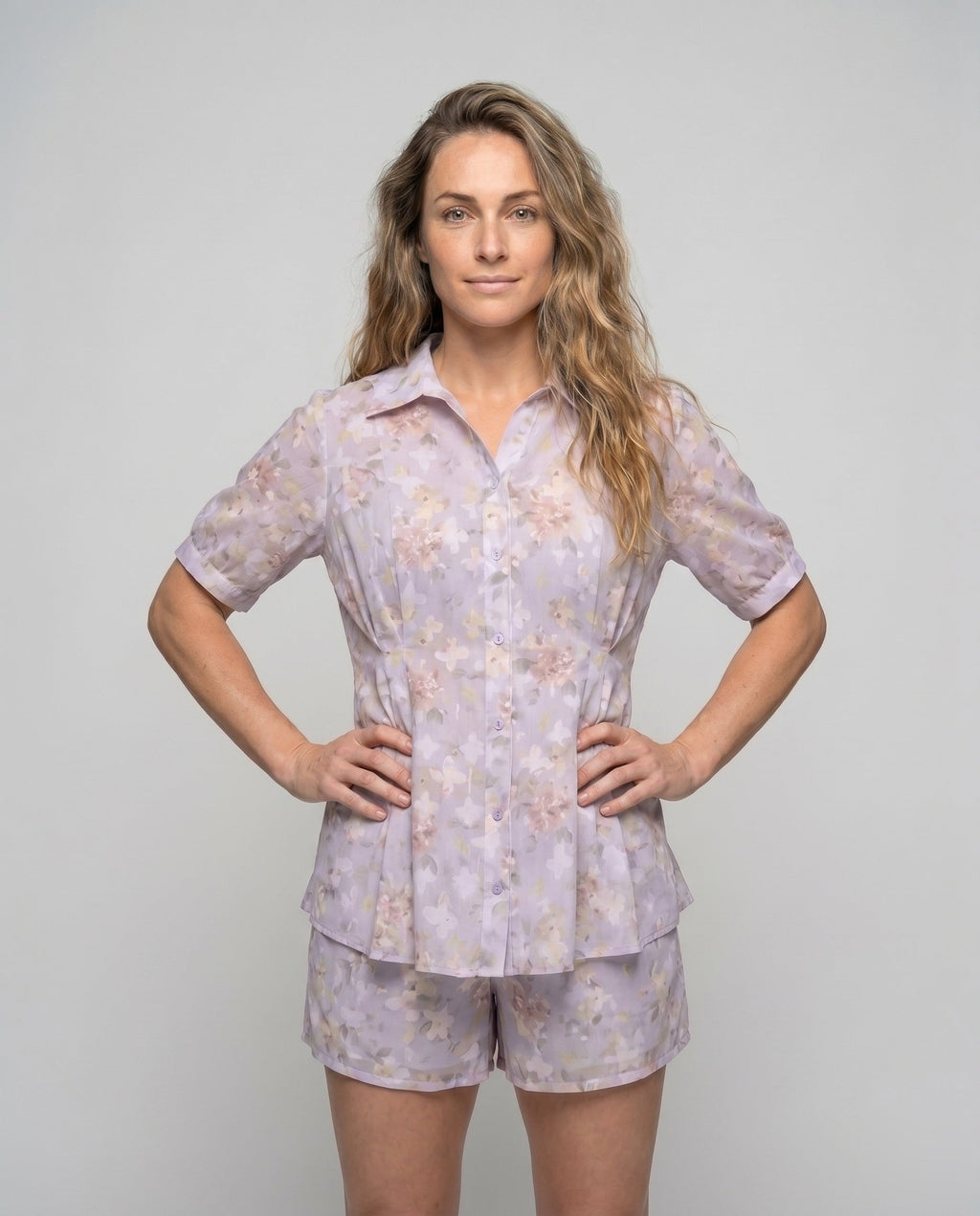 Women's blouse dress with floral patterns and flared skirt All Fashion - upper body view