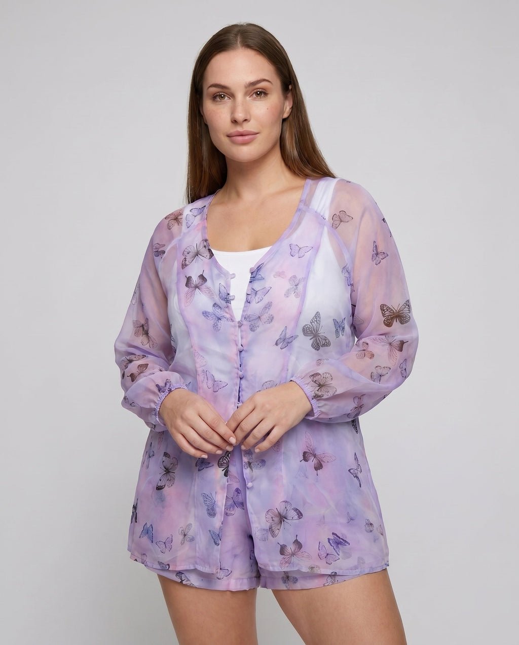 Women Elegant patterned blouse-shorts combination All Fashion - upper body view