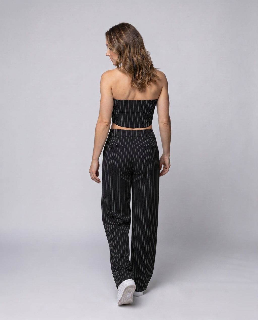 Ladies High-Quality Stripe Set consisting of Crop Top and Wide Cut Pants - back view