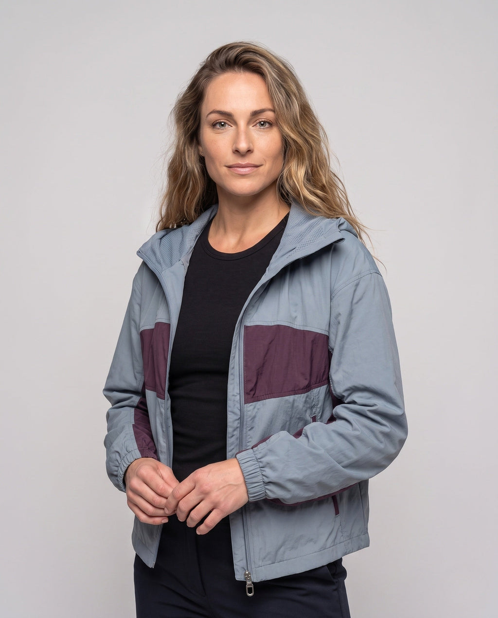 Women's windproof leisure jacket with reflectors All Fashion - upper body view