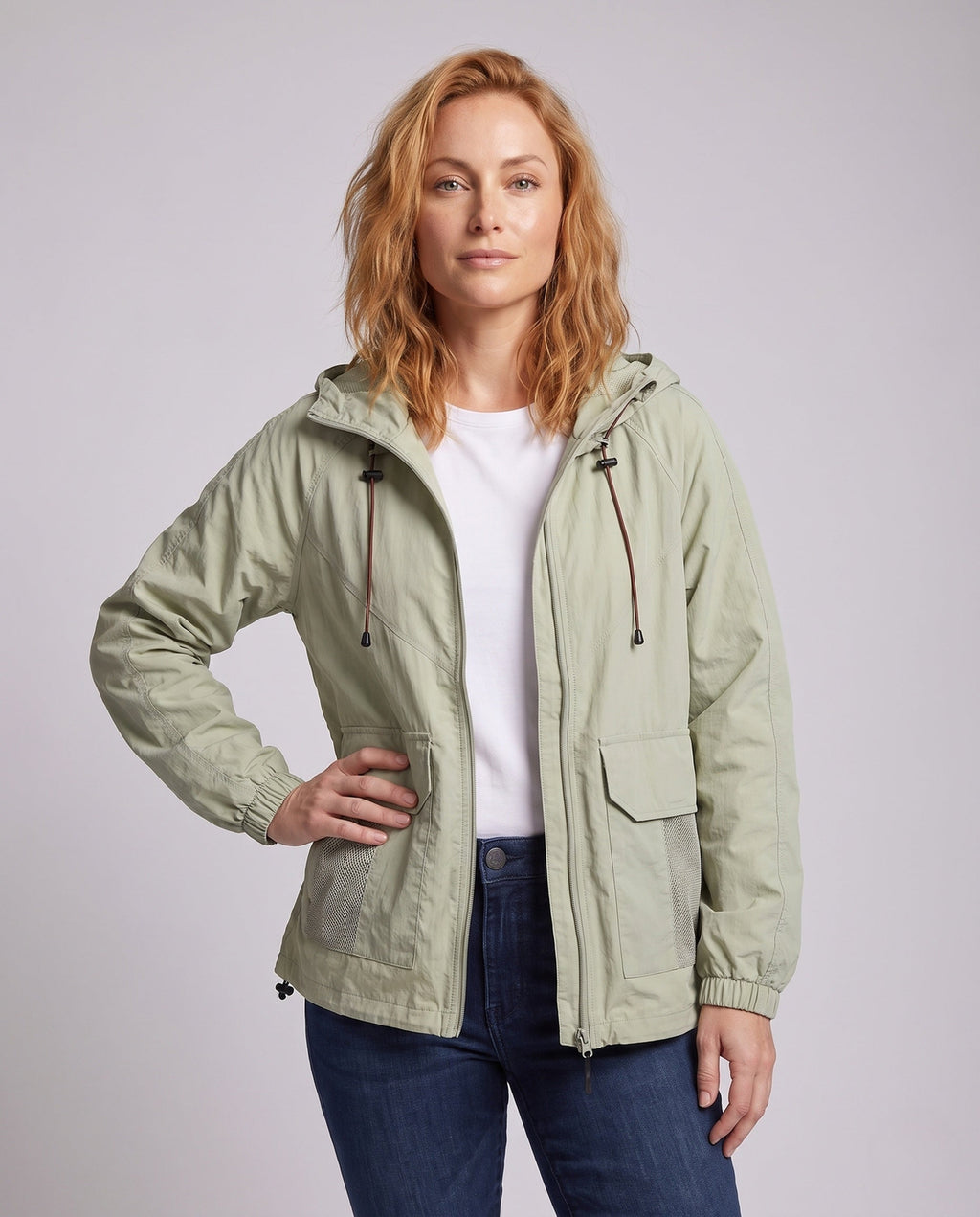 Women's breathable casual jacket with adjustable hood and practical pockets All Fashion - upper body view