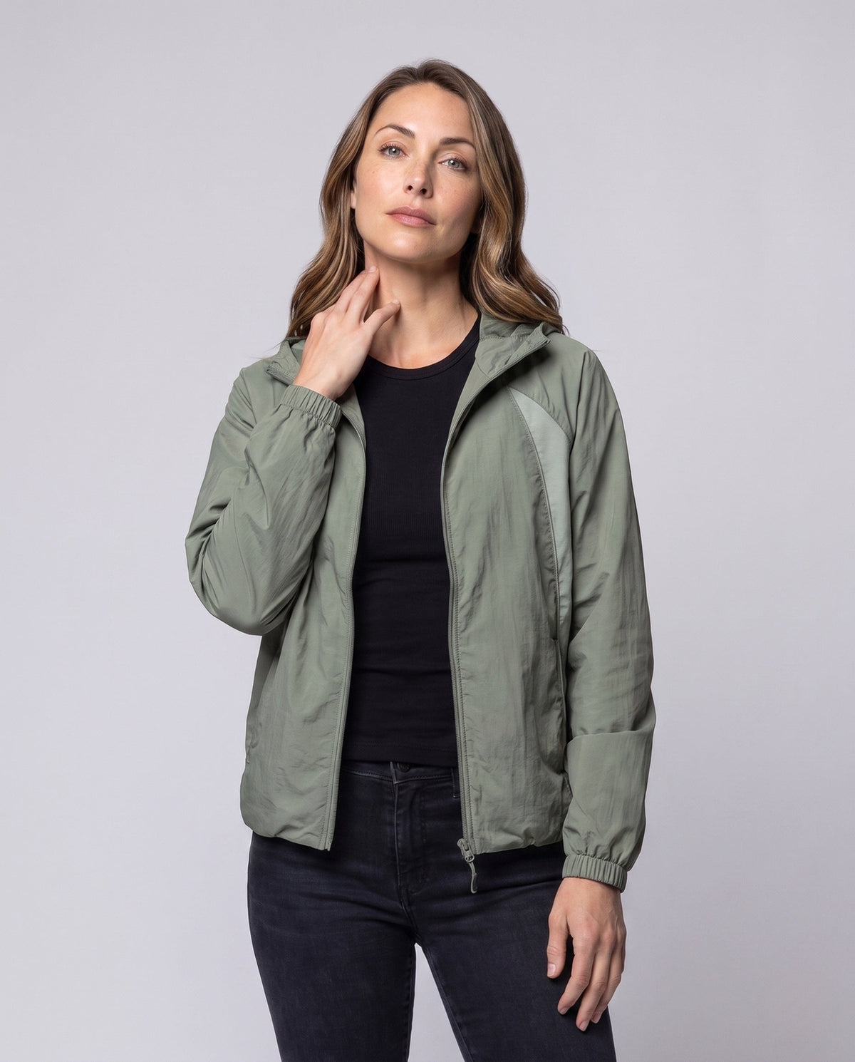 Unisex nan lightweight running and wind jacket with hood, breathable mesh inserts and packing function All Fashion - upper body view