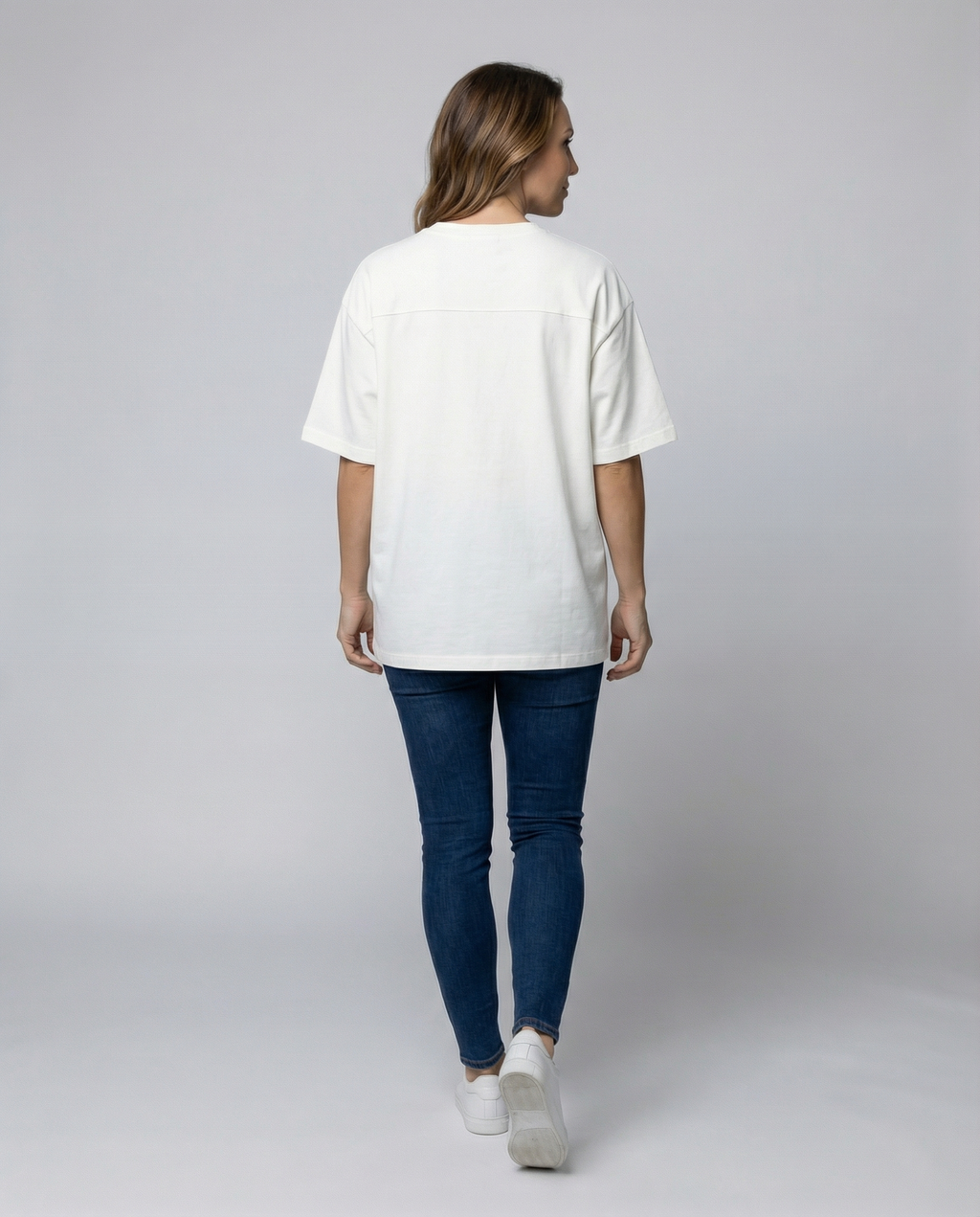 Oversized women's cotton T-shirt