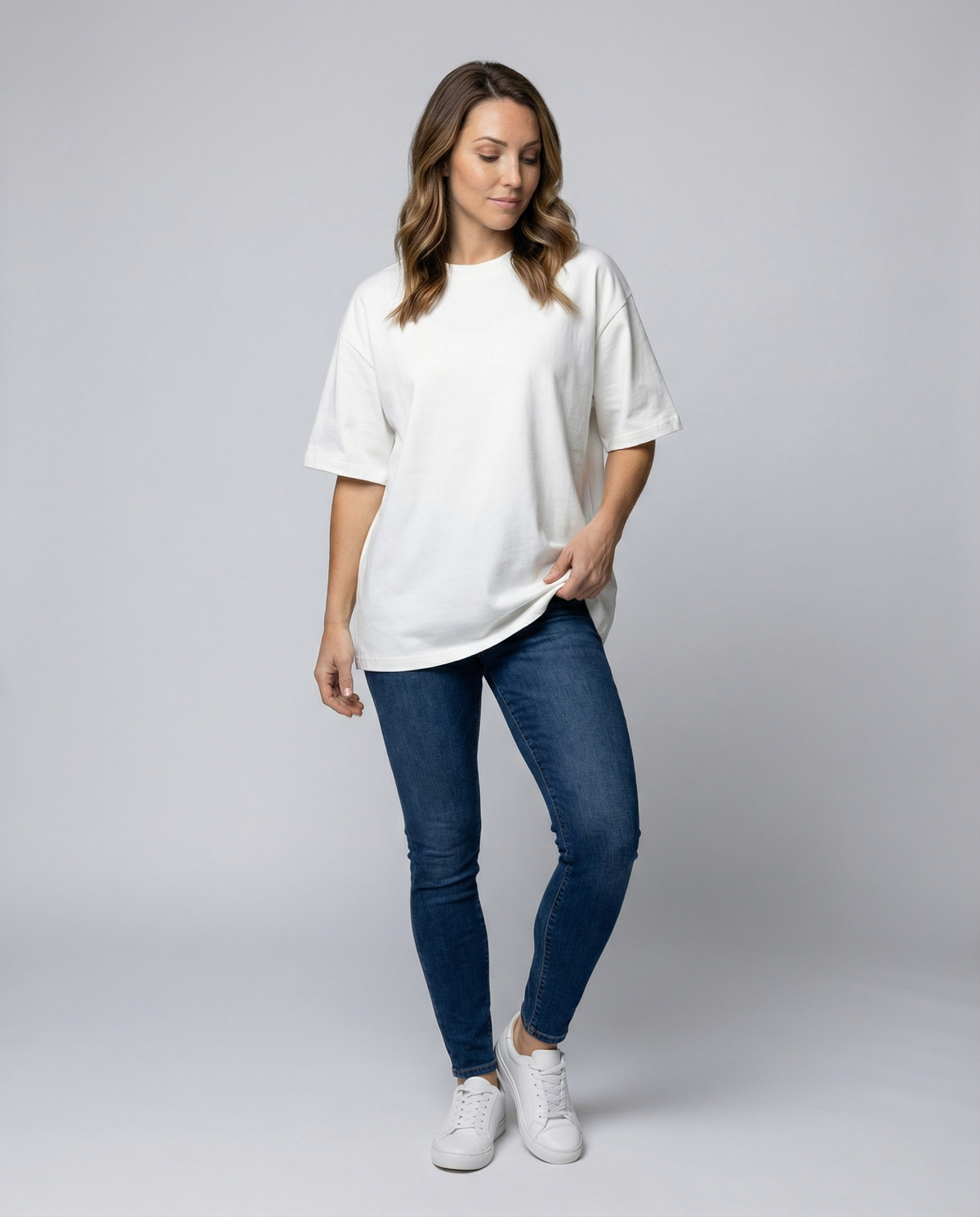 Oversized women's cotton T-shirt