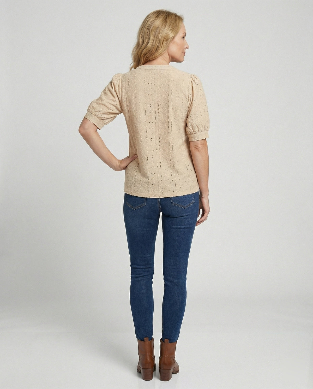Ladies Lace Embroidery Blouse Top with Puff Sleeves