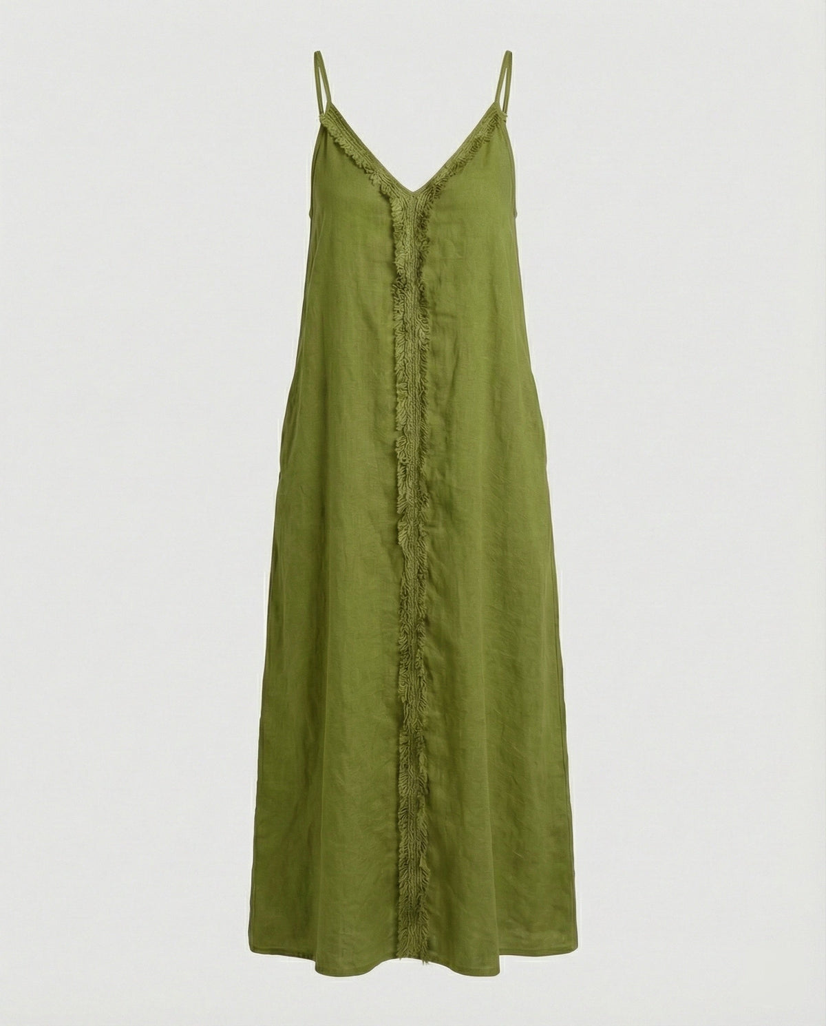Women’s maxi dress with casual V-neckline and side pockets