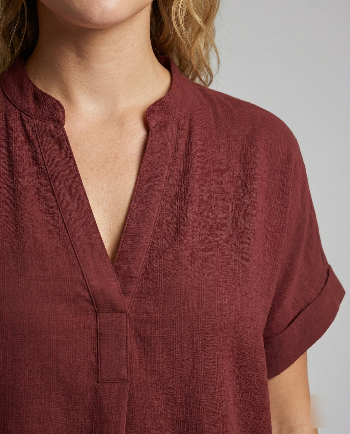 Women's Loose V-Neck Blended Longline Blouse Shirt - detail close-up