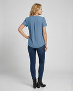 Blouse top women with V-neck and puff sleeves - back view