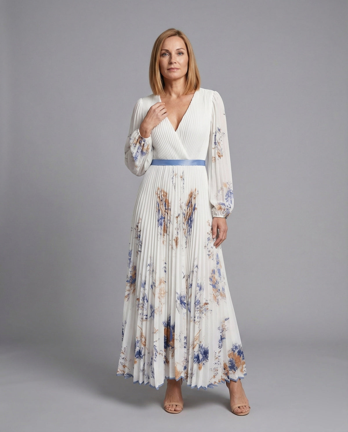 Maxi dress summer women chiffon pleated - front view